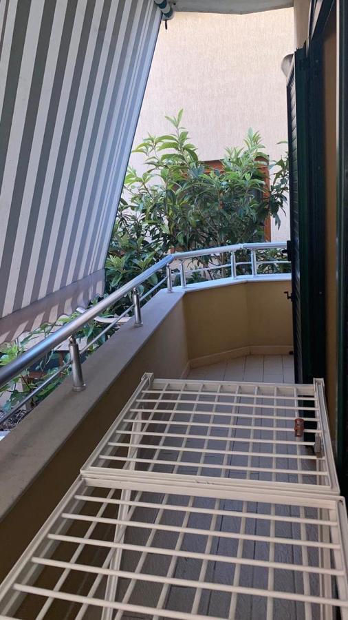 Hotel Durres Vila 53 Exterior foto